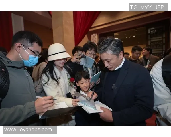 对话张丽:探索她的攀岩生涯与心路历程 对话张丽:探索她的攀岩生涯与心路历程